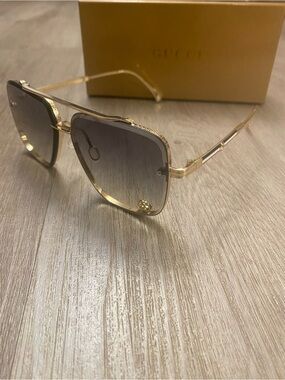 Gucci Gold Navigator Sunglasses Grey Gradient